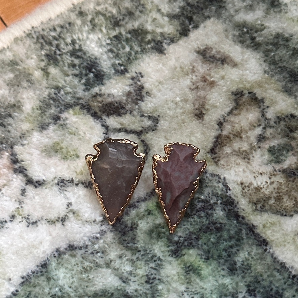 Arrowhead Stone Gold-Edged Earrings
